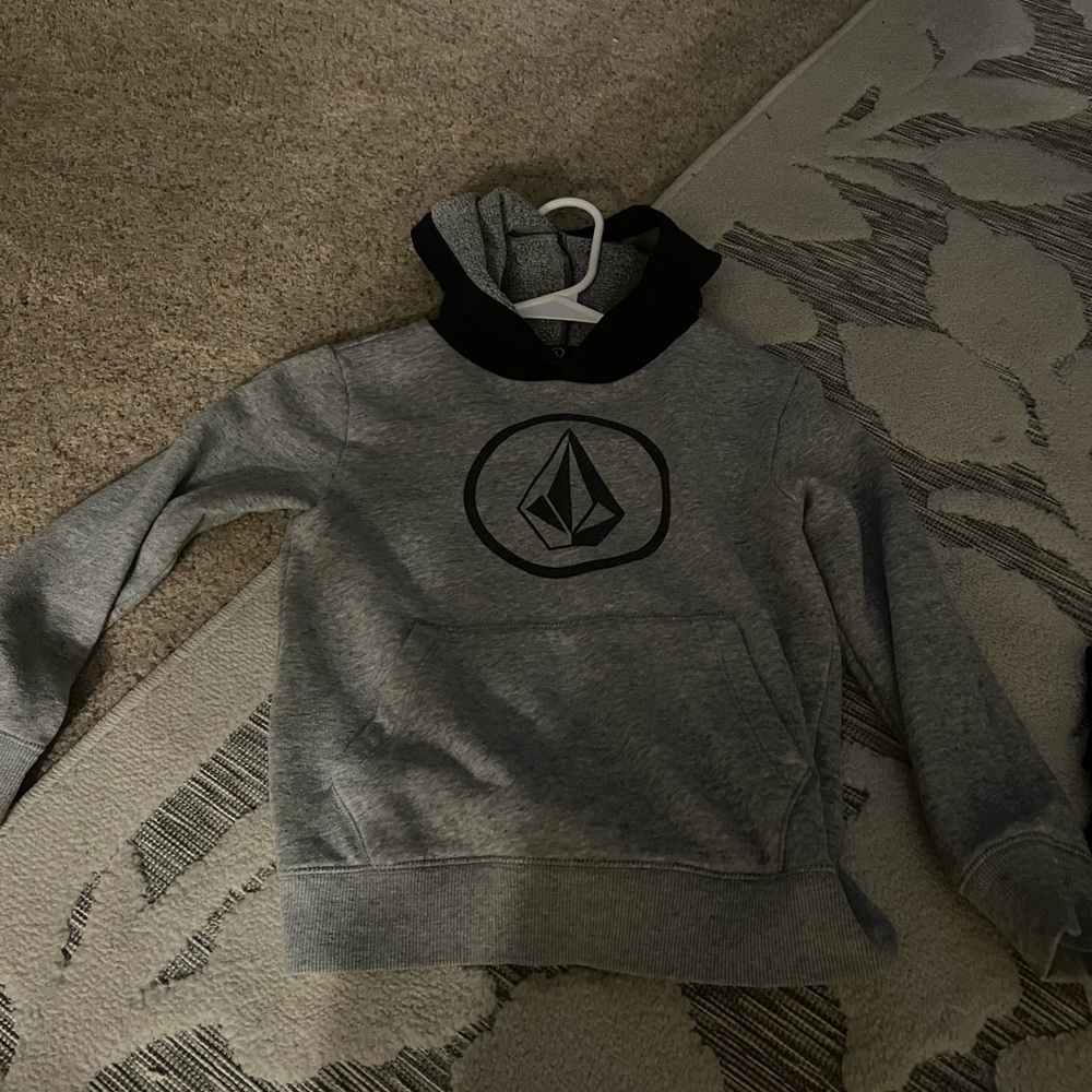 Little Boy’s Volcom Hoodie. Size 6.